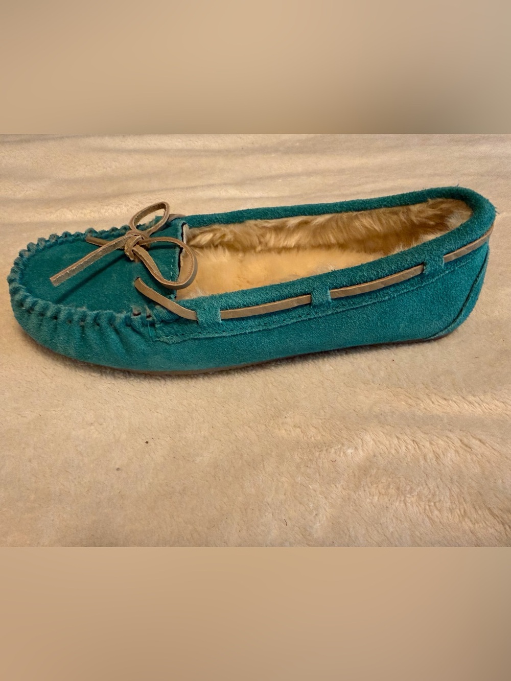 Minnetonka Teal Suede Shearling-Lined Moccasins - Picture 4 of 7